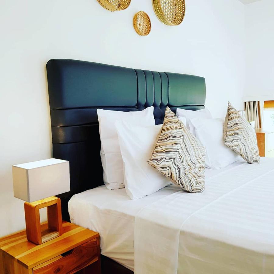 The Edicha Bed & Breakfast Lovina  Bagian luar foto
